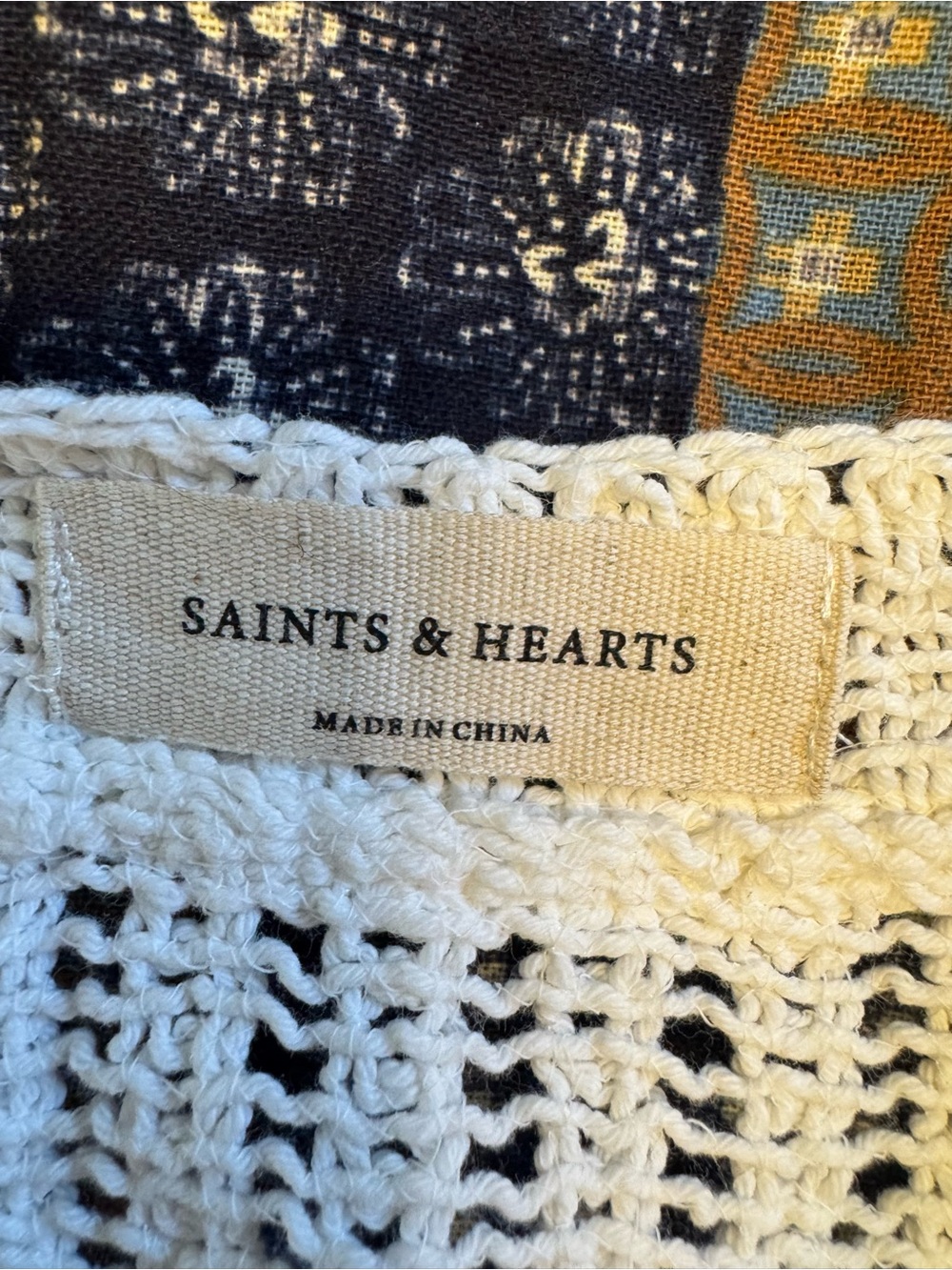 Preowned Saints and Hearts White Knit Top Size S Bust 16" Item #PHK7755 - Picture 3 of 4